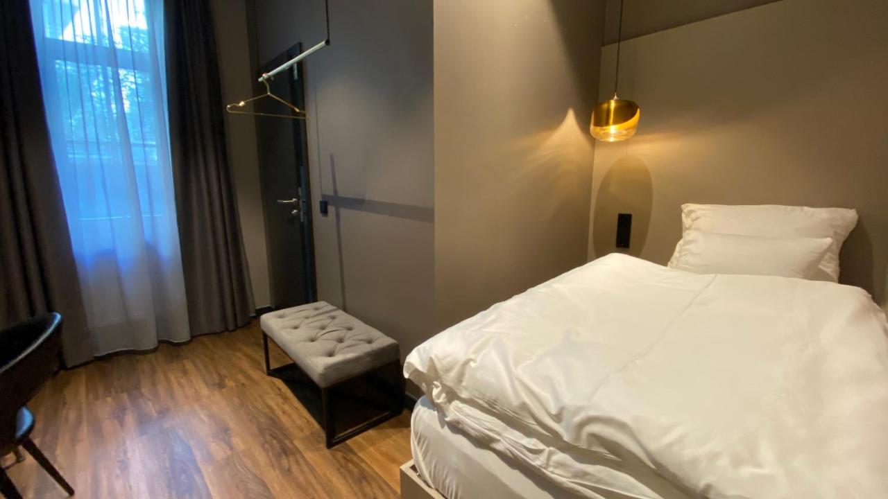 Munich Rooms Hotel Exteriör bild