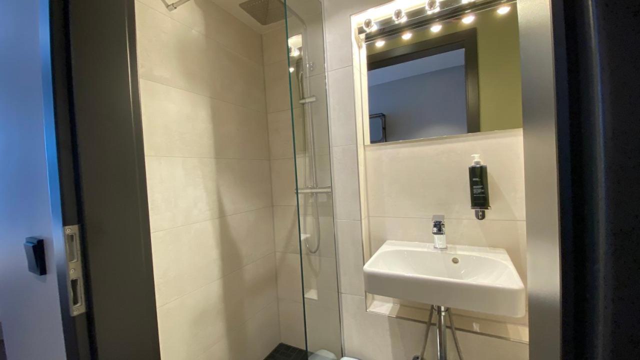 Munich Rooms Hotel Exteriör bild